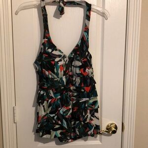 NWT Aqua Green  Swimsuit Top. 16 W.